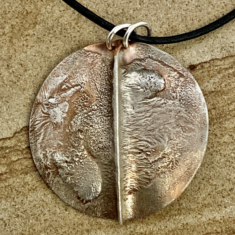 An image of a pendant from Jan's collection. 