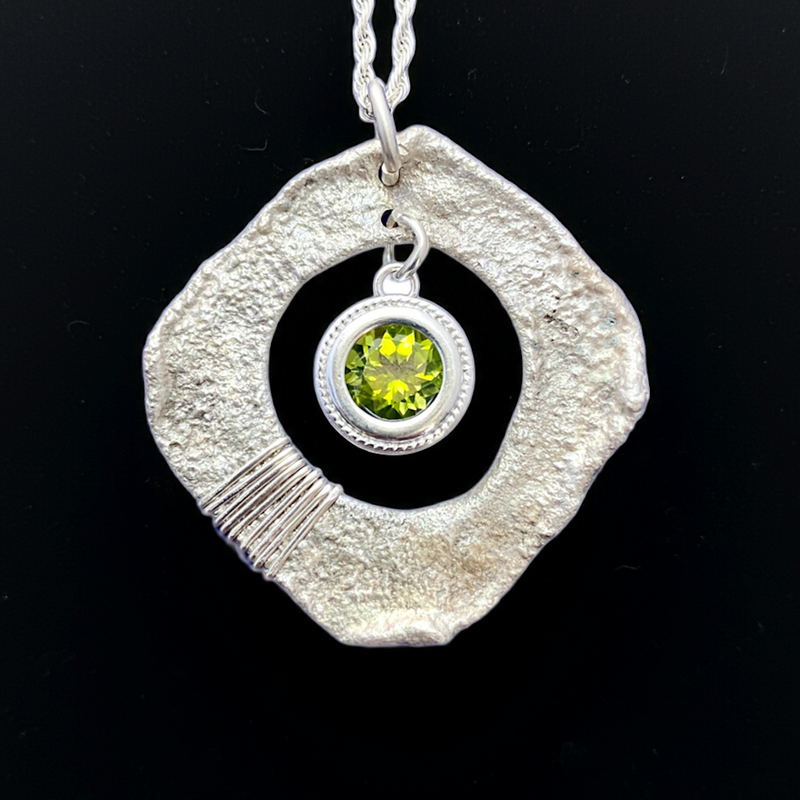 #530 Peridot Pendulum