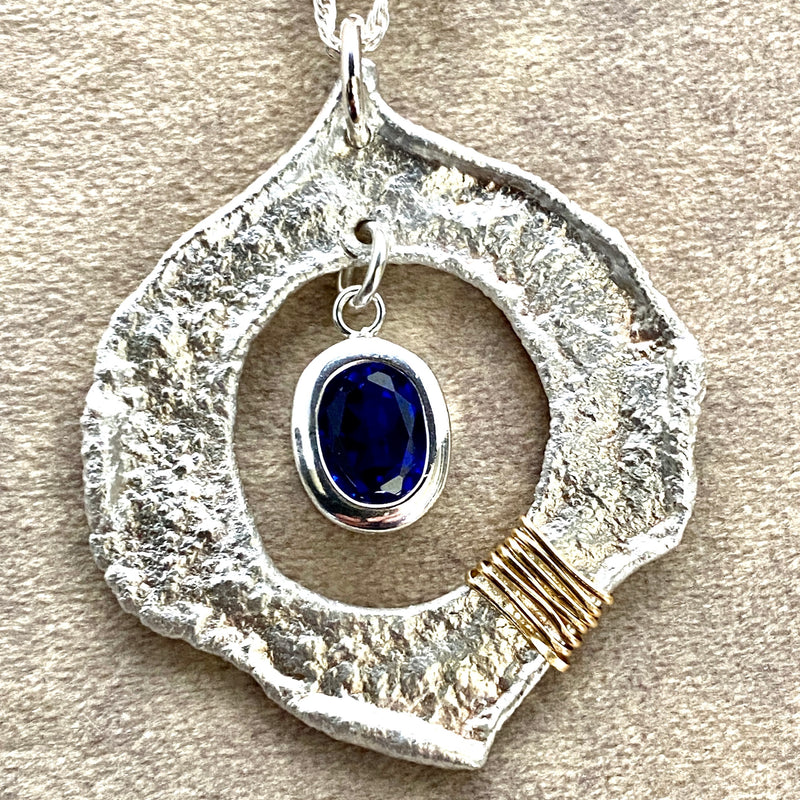Sapphire Pendulum #608