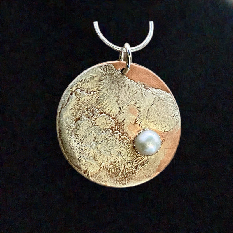 #675 Silver Fusion w/White Freshwater Pearl