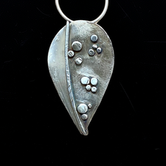 #779 Wildflower Leaf Pendant