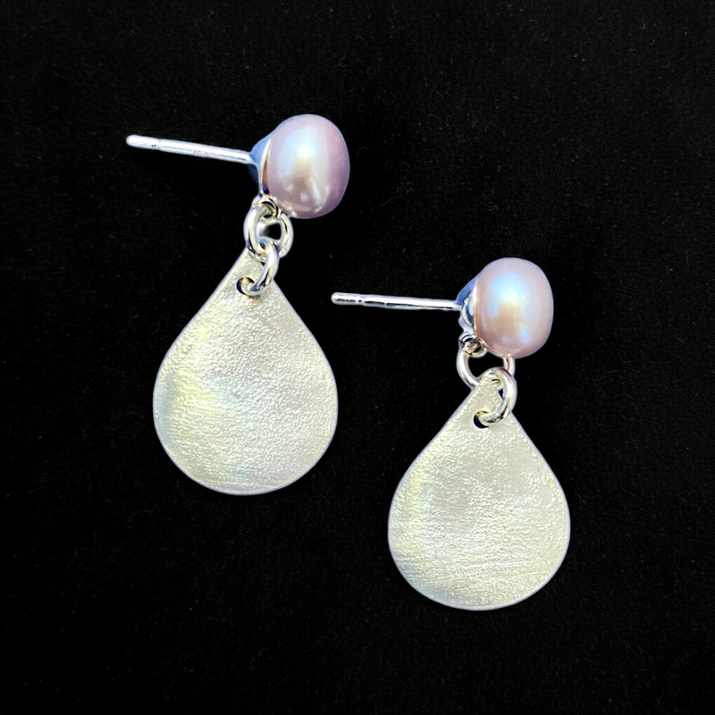 #799 Pearl & Teardrop Earrings